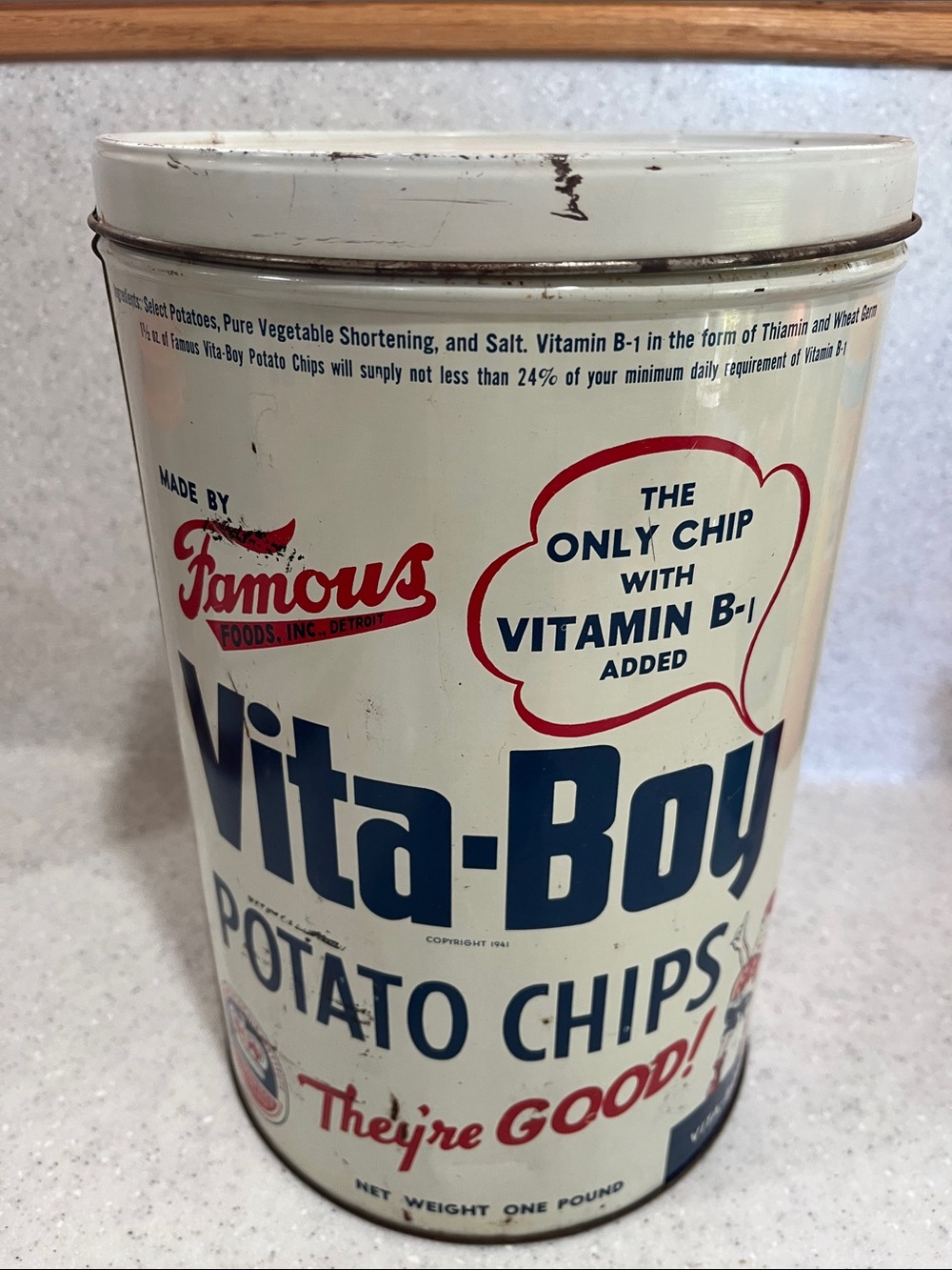 Vtg Vita-Boy 1# Potato Chip Tin 1941 Athletic White Blue Red 40s Graphics